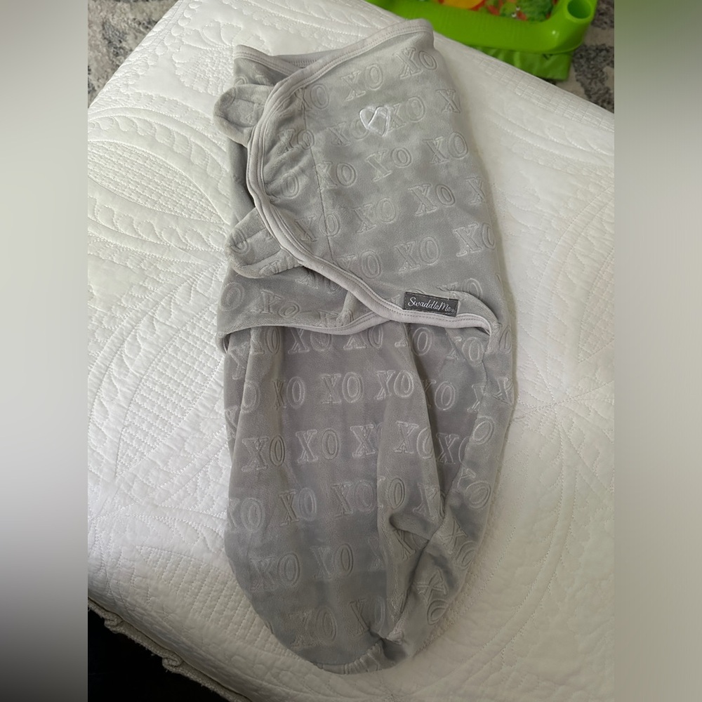 Set of 4 SwaddleMe Swaddles